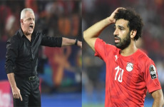 قبل مغادرته مصر.. أغيري يحل لغز تذبذب مستوى صلاح في أمم إفريقيا