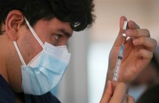 القضاء على كورونا يتطلب تطعيم 60 بالمئة من سكان الكوكب