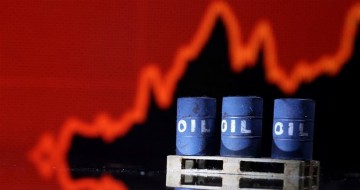أسعار النفط تفشل باختتام أسبوع مربح وتتوشح بالخسارة الأسبوعية الثالثة