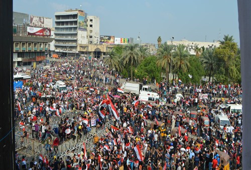 الحكومة العراقية لأصحاب المباني المطلة على ساحة التحرير: رمموا واجهاتها