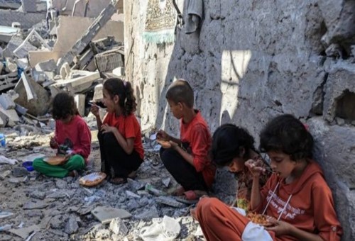 مقرر أممي بشأن غزة: تشهد إحدى كبرى حملات التجويع